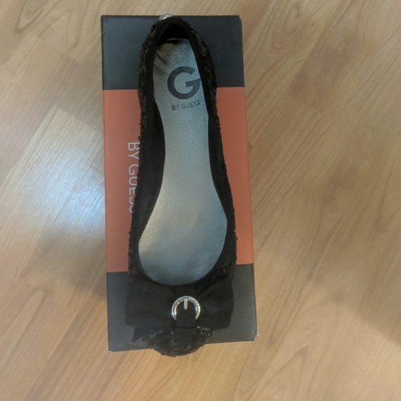 NWT - Guess sequin flats in box and wrap - Picture 2 of 3